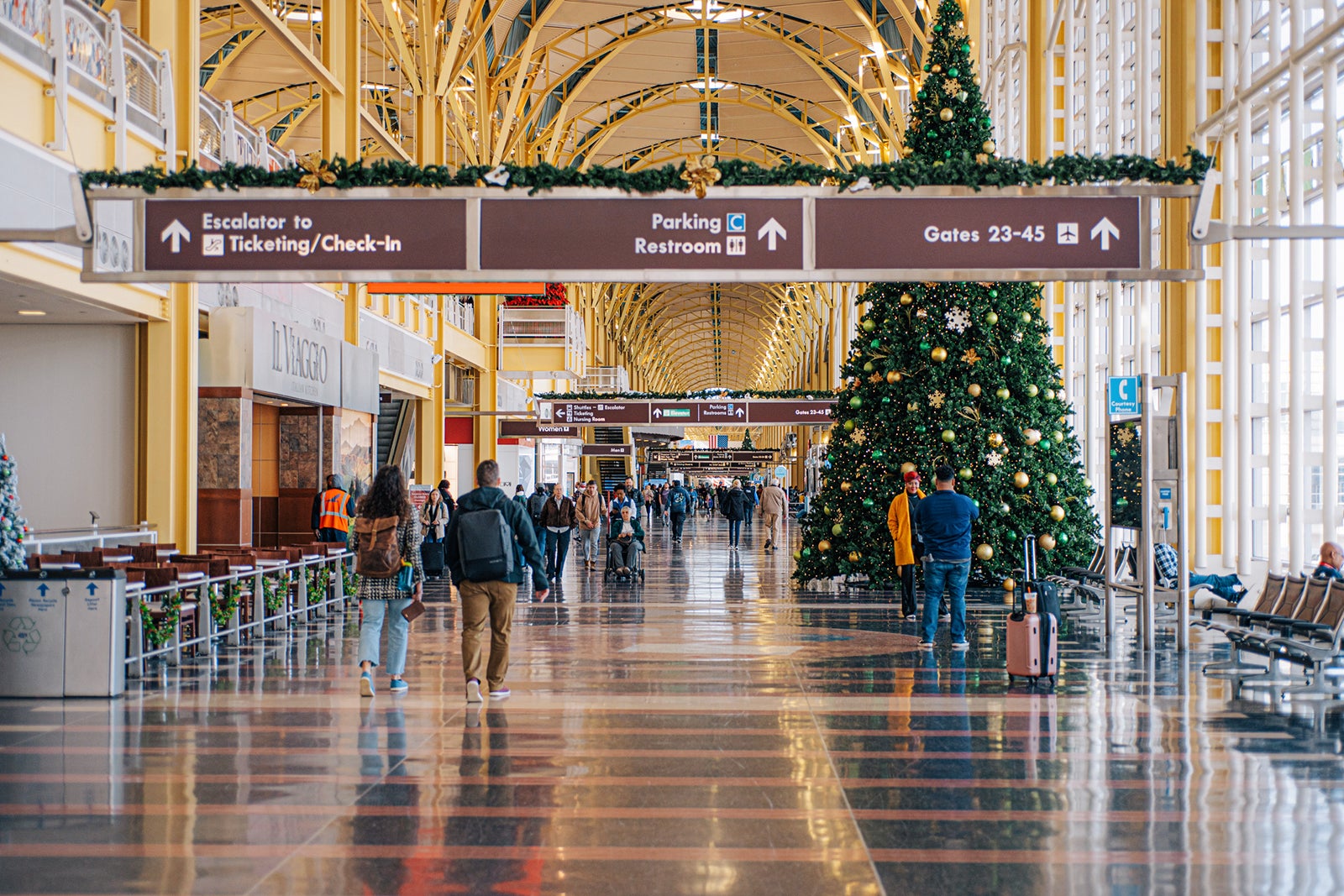 Holiday Travel Survey: 65% Haven't Booked as Prices Climb