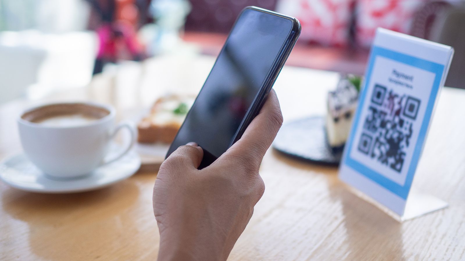 How to Spot and Avoid QR Code Travel Scams