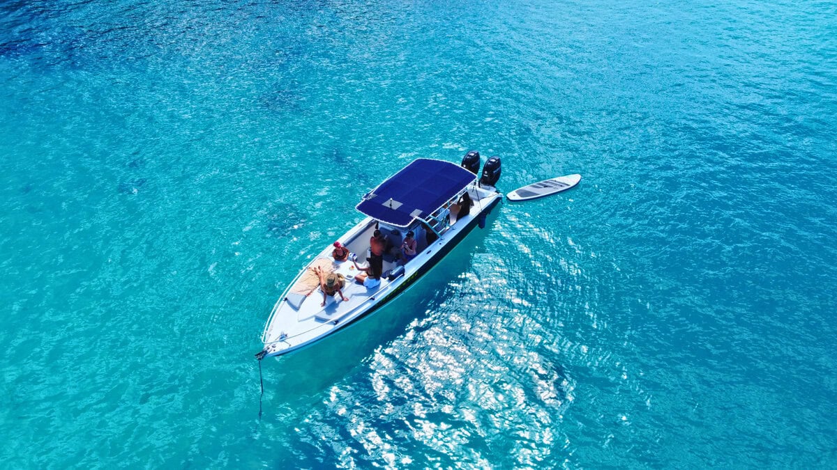 Private Boat Charter from St Martin: Costs and Planning Guide